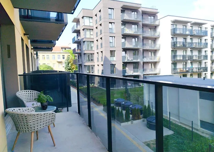 Brand New Mindaugas Luxury Designer Apart